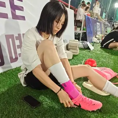 谭美
